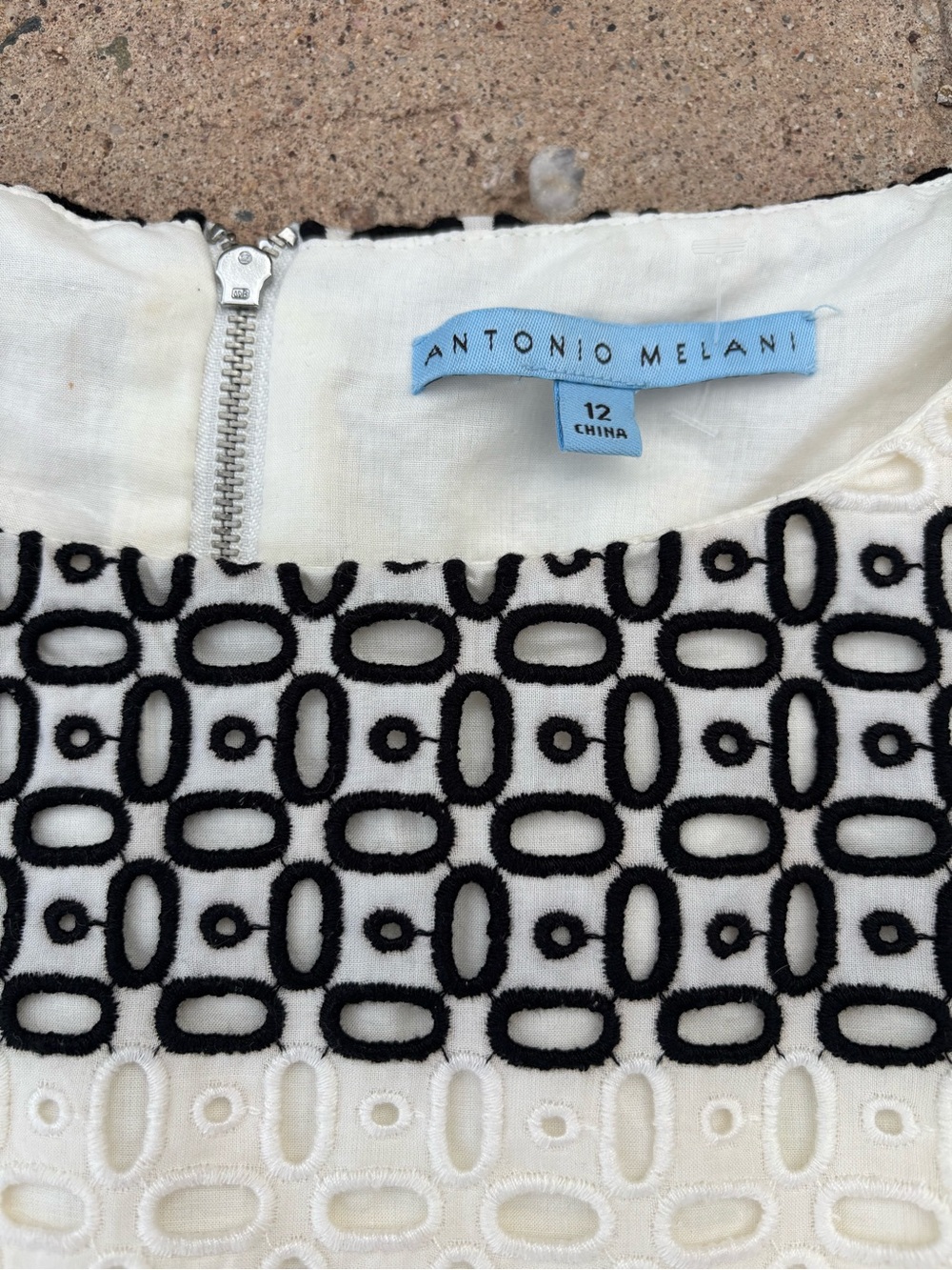 Antonio Melani Embroidered Eyelet Black and White Geometric 2-Piece Set Size 12 - Picture 5 of 7